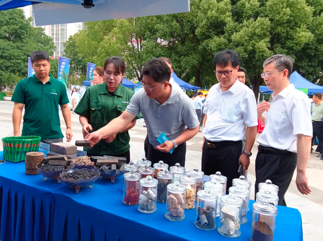 1749116744129517.png image.png